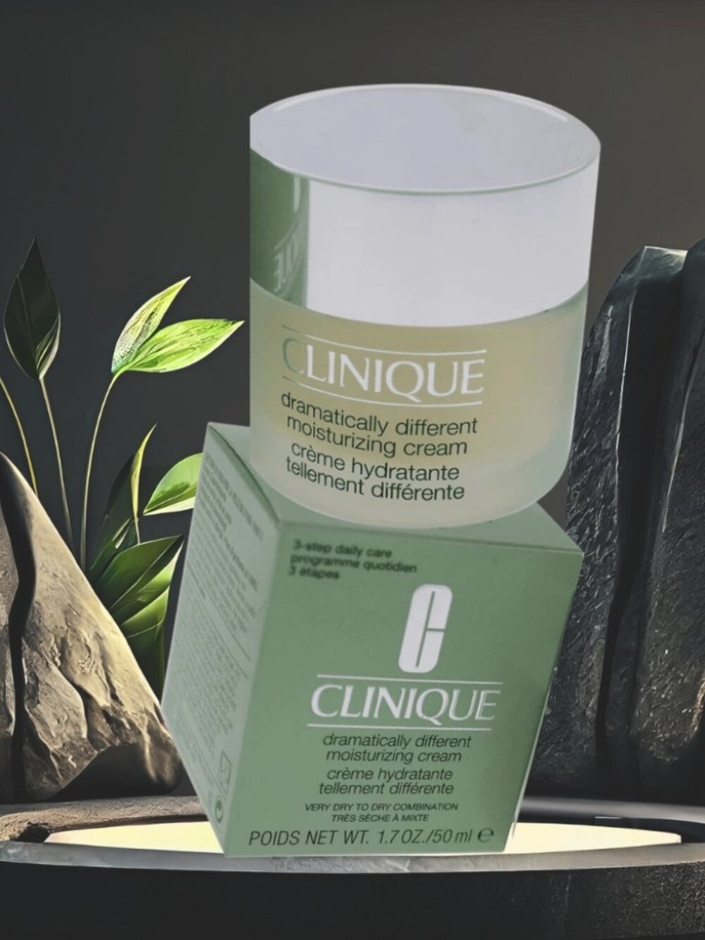 Clinique Dramatically Different Moisturizing Cream 1.7oz / 50ml NEW
